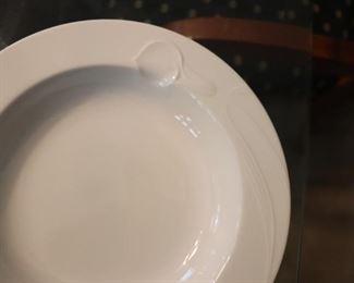 MIKASA CLASSIC FLAIR WHITE FINE CHINA DINNERWARE 