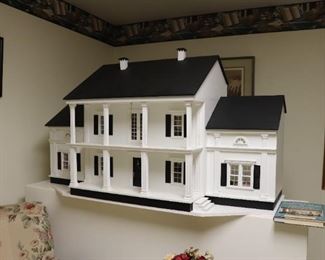 Fully furnished HUGE 1:12 scale Dollhouse