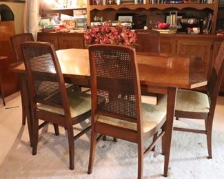 MCM Broyhill Dining Table with 6 Chairs 