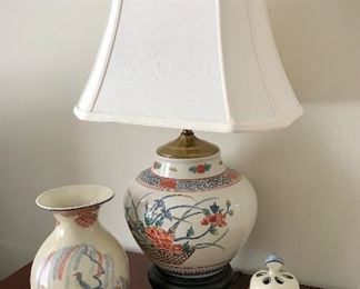 Lamp and Porcelain Décor 