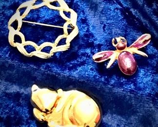Brooches 