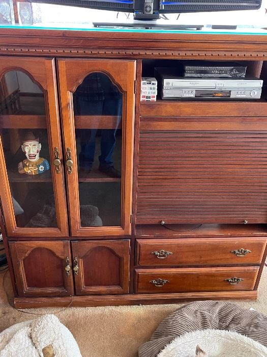 Estate sale with Antiques and Vintage starts on 3/23/2023