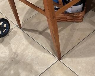 1960s Lane round coffee table, tapered legs $300