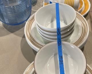 Corelle newer med brown swirl 4 each dinner, luncheon, dessert plates, soup bowls, cereal bowls, pasta bowls $50