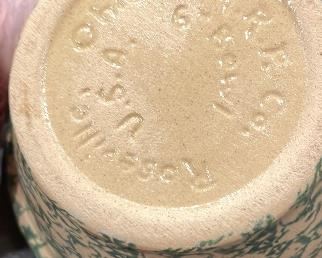 Roseville bowl imprinted on bowl. Possibly smallest of a 3 bowl set $20 green sponge