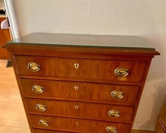 BUY IT NOW! $200 5-drawer dresser by Drexel Heritage; 30"w x 12"d x 35"h