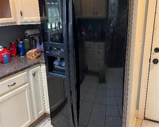 Whirlpool refrigerator 