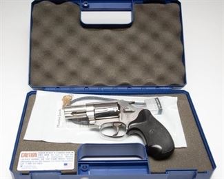 Smith & Wesson .357 Magnum Revolver Model 60 - 14
