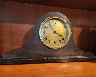 Vintage Gilbert Mantel Clock 