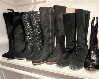 Shoes and Boots from Coach, Donna Karan, Bandolino, Guess, Dr Martens, Antonio Melani, Gianni Bini to Clarks, Justin, DKNY, Cougar, UGG, Talbots, Aerosoles and Naturalizer (Size 8 & 9) Some really great finds for Summer!
