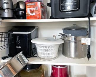 Kitchen appliances, ice maker, Ninja pressure cooker