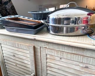 Kitchen sideboard cabinet, baking pans