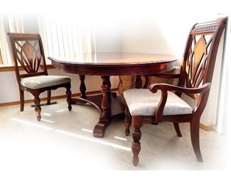 Dining Table and 6 Chairs