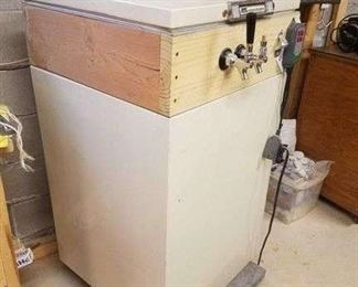 12 Montgomery ward compact 5 freezer converted to BEER TAPPER