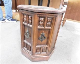 8 Sided End Table