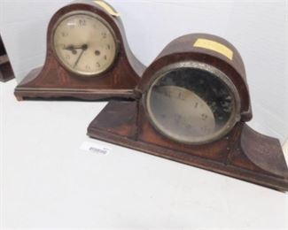 Wood Mantle Clocks
