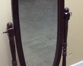 VTG. OVAL STANDING FLOOR MIRROR