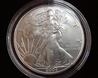 2004 SILVER AMERICAN EAGLE DOLLAR, 1 OUNCE