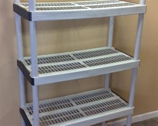 5-TIER PLASTIC STORAGE SHELF