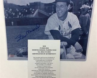 STAN MUSIAL AUTOGRAPHED PHOTO w SCM COA