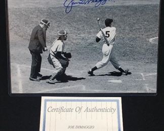 AUTOGRAPHED JOE DIMAGGIO PHOTO w CLASSIC SPORTS COLLECTIBLES COA