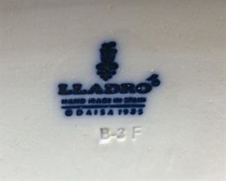 LLADRO ‘TRY THIS ONE’ FIGURINE