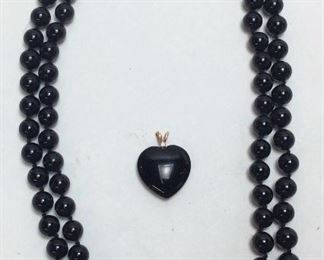 ONYX BEADED & HAND KNOTTED NECKLACE 14KT CLASP & 14KT PENDANT WITH DIAMOND CENTER STONE 14KT CLASP 