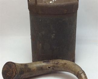 VTG. DAIRY CAN & HORN