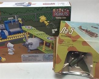 PEANUTS RED BAREN SET, NA 5 RUSSIAN PLAN