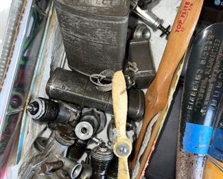 Model plane parts inc Perfect gas tanks and propeller