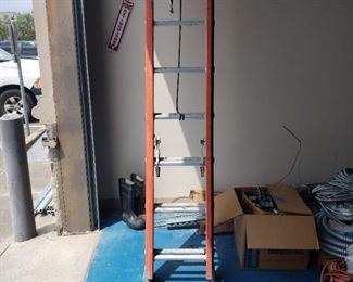 Werner 28' Extension Ladder.  I have 2 of these for sale.   Selling for less than 1/2 price of new.
