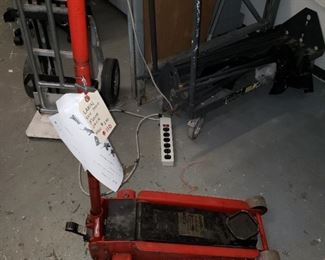 Floor jack.  Lurin SUV 7000.  Sells new for $240.00.  Will sell for $100.00