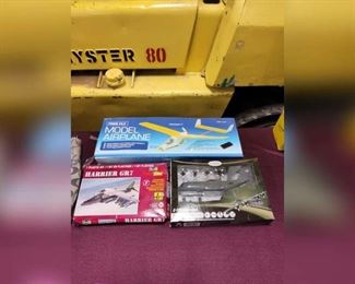 14 NEW AIRPLANE MODEL KITS