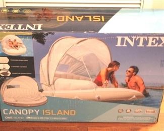 113 - Intex Canopy Island - new in Box
