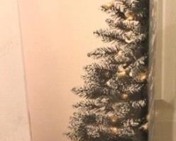 134 - 4 Foot Pre-Lit Christmas Treet in Box
