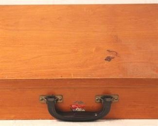 154 - Wood Artistist's Case - 18 x 5 x 14
