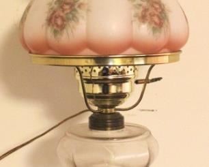 192 - Lamp - 19" tall
