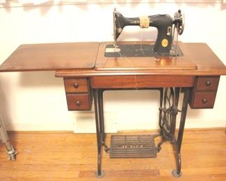214 - Singer Sewing Machine - 46 x 17 x 40
