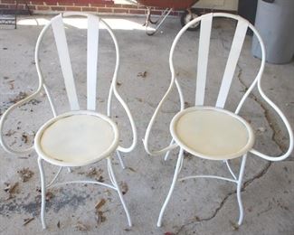 237 - Pair of Metal Chairs - 23 x 16 x 35
