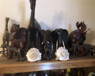 LOT OF DECORATIVE SAFARI ANIMALS