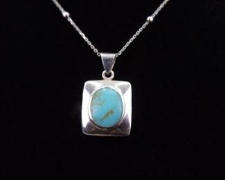 .925 Sterling Silver Turquoise Cabochon Pendant Necklace
