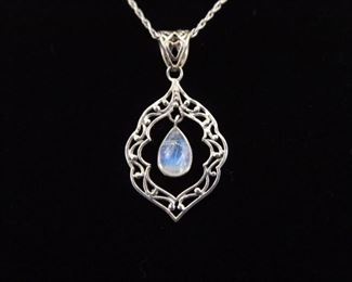 .925 Sterling Silver Moonstone Cabochon Pendant Necklace
