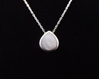 .925 Sterling Silver Inlayed Pink Mother of Pearl Pendant Necklace
