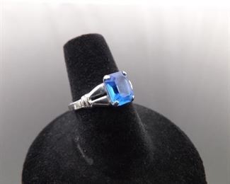 .925 Sterling Silver Emerald Cut Sapphire Crystal Ring Size 6.5
