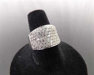 .925 Sterling Silver Zirconia Ring Size 8
