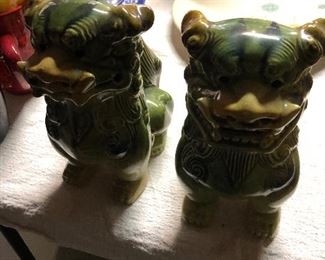 Pottery foo dog set