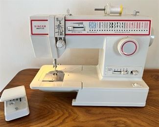 Singer Sewing Machine Model 4552