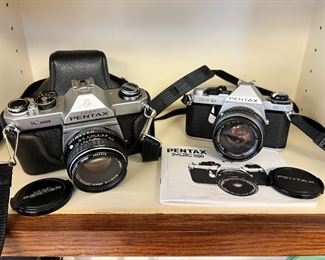 Vintage Asahi Pentax K1000 and Pentax ME Super 35mm cameras