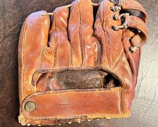 1940’s J.A.  Dubow baseball glove