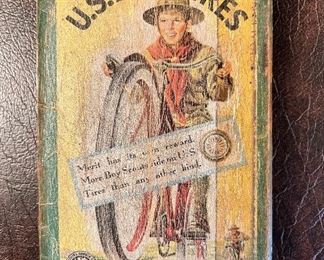 1940 ‘Handbook For Boys - Boy Scouts of America’ which features the Haversack No. 573 backpack